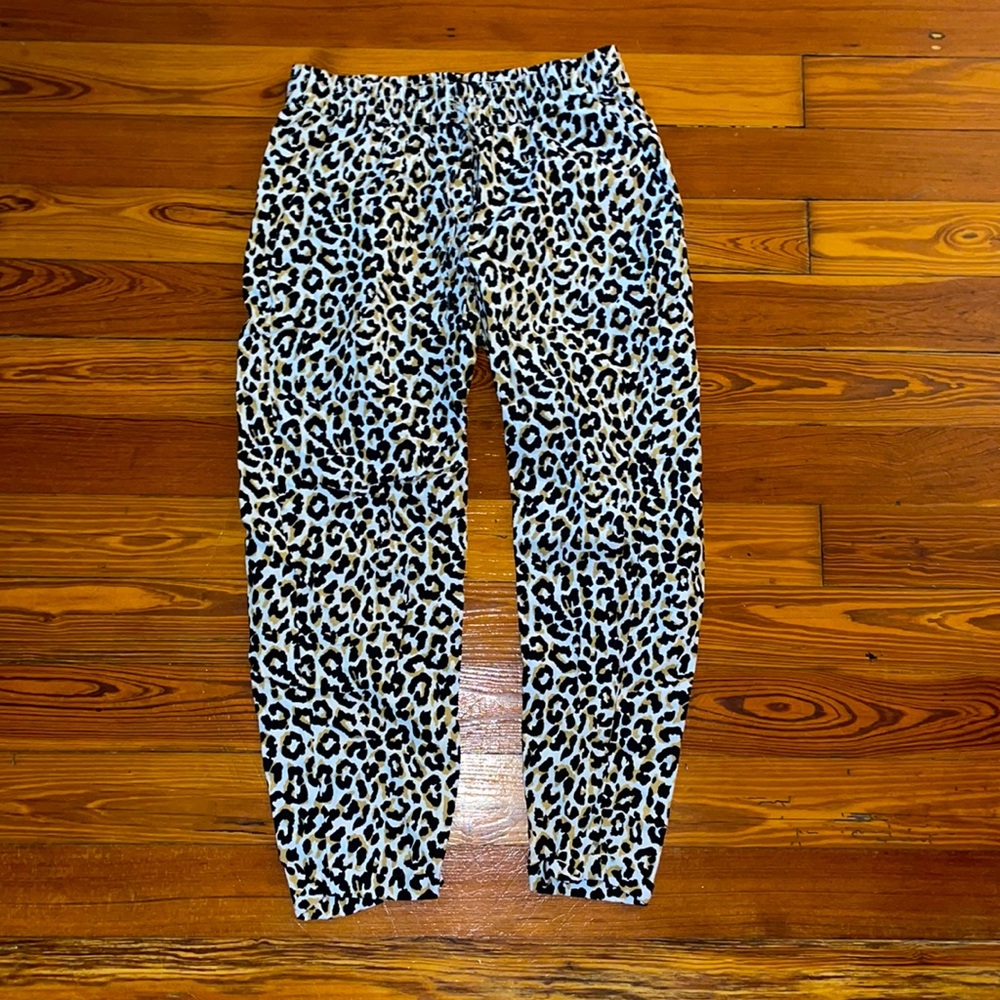 linen cotton leopard jogger style pants w pockets